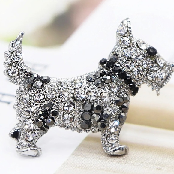 Schnauzer Adorable Dog Crystal Brooch White Gold … - Picture 1 of 3